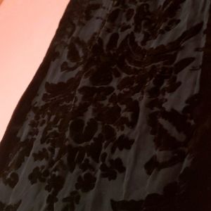 Black Velvet 111 State Scarf